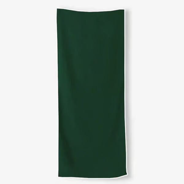 Magnetic bath towel