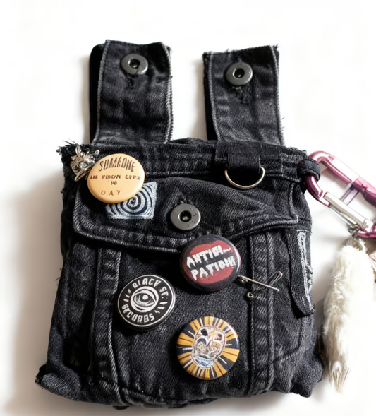 🔥LAST DAY 50% OFF - 🖤Handcrafted Punk Denim Waist Bag (✨Same as in the video)