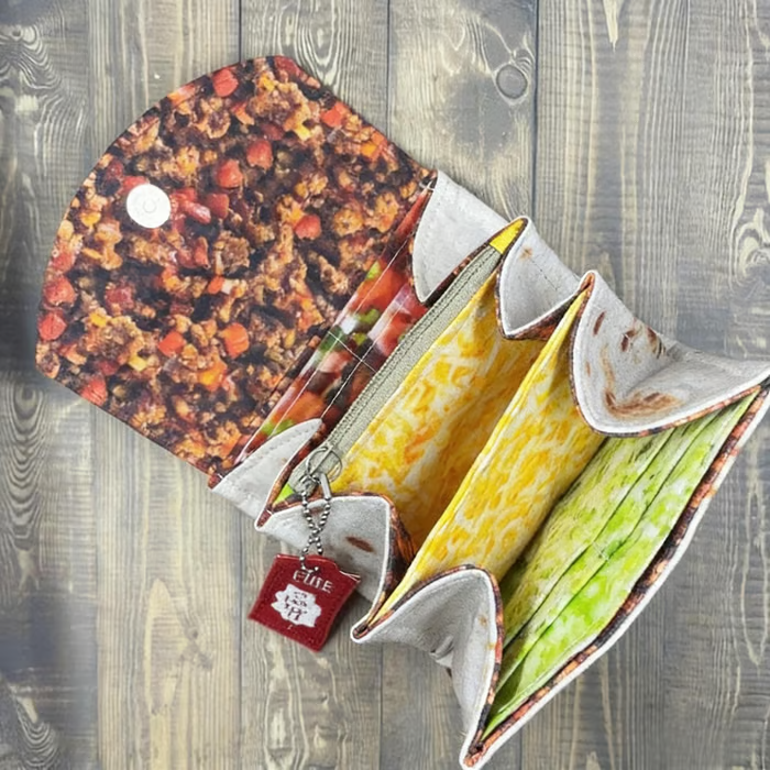 🌯LAST DAY 49% OFF - The Burrito Wallet – Your All-in-One Style & Storage Wrap!🔥✨